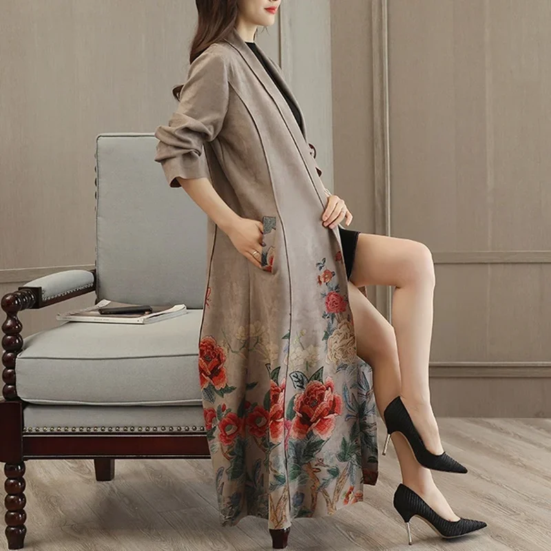Spring Autumn Suede Trench Coat Women New Fashion Printed Floral Long Outerwear Korean Slim Elegant Ladies Cardigan Coats 11461
Spring Autumn Suede Trench Coat Women New Fashion Printed Floral Long Outerwear Korean Slim Elegant Ladies Cardigan Coats 11461