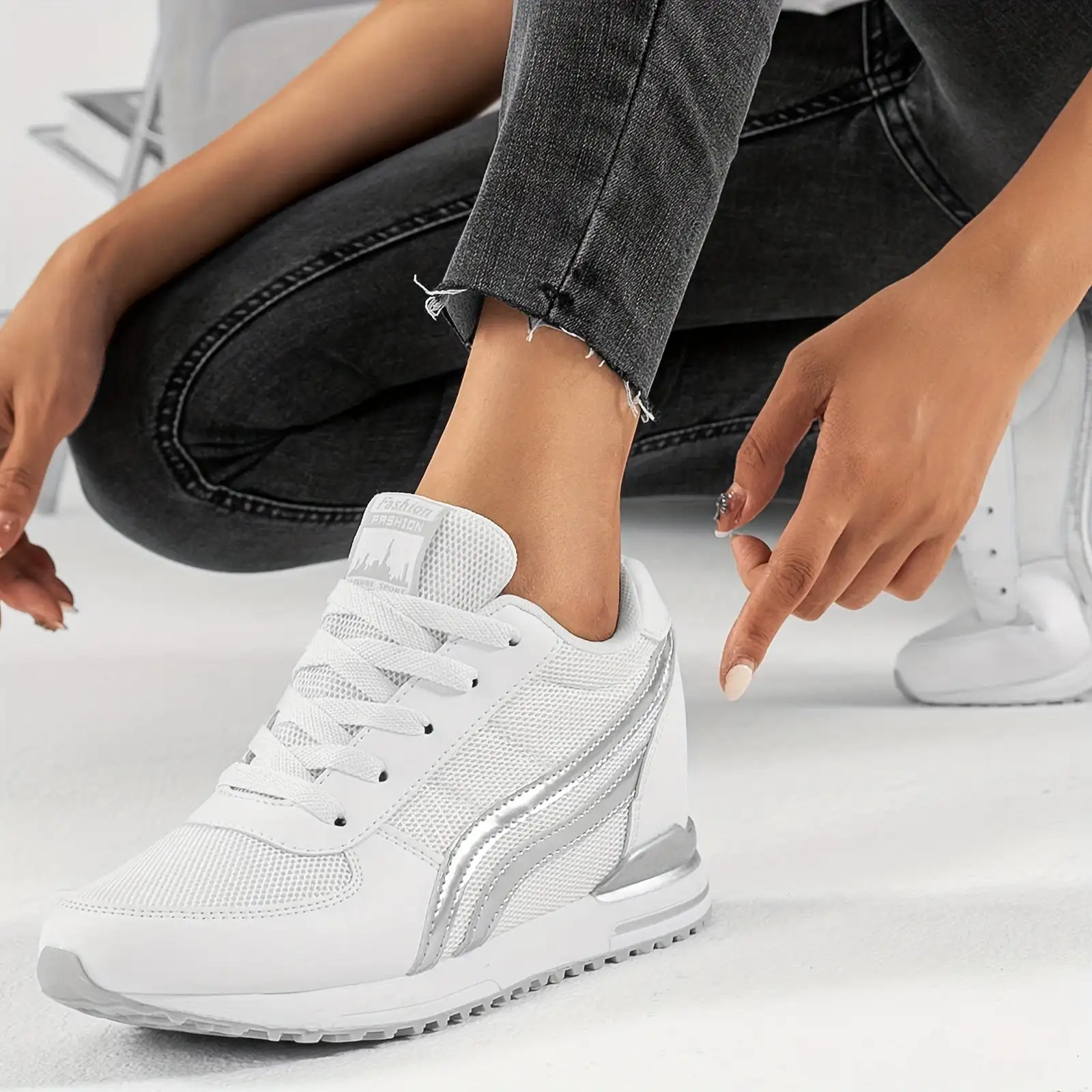 Women's Wedge Sports Shoes, Breathable Mesh Height Increasing Sneakers, Casual Walking Shoes
Women's Wedge Sports Shoes, Breathable Mesh Height Increasing Sneakers, Casual Walking Shoes