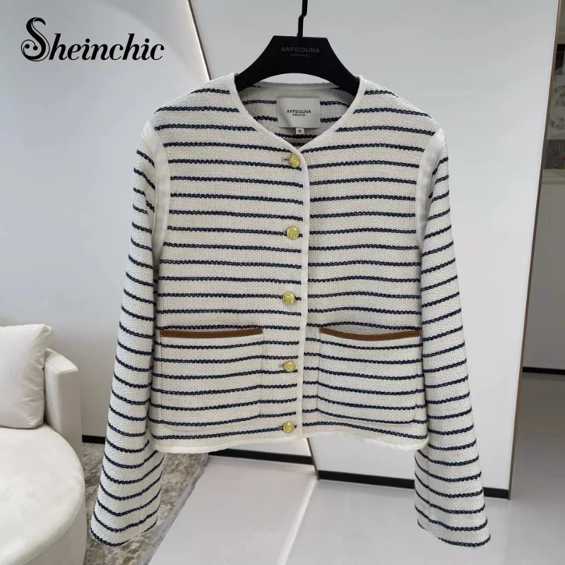 2023 New Collection Luxury High Quality Wool Coats for Women Autumn Winter Clothes Korean Fashion Striped Jaqueta Feminina
2023 New Collection Luxury High Quality Wool Coats for Women Autumn Winter Clothes Korean Fashion Striped Jaqueta Feminina