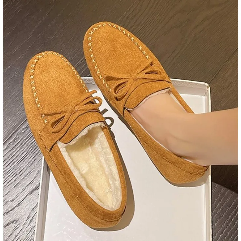 Winter 2023 New Genuine Leather Fashion Women's Flat Shoes Non Slip and Warm Plush Women's Casual Flat Shoes Soft Women's Shoes
Winter 2023 New Genuine Leather Fashion Women's Flat Shoes Non Slip and Warm Plush Women's Casual Flat Shoes Soft Women's Shoes