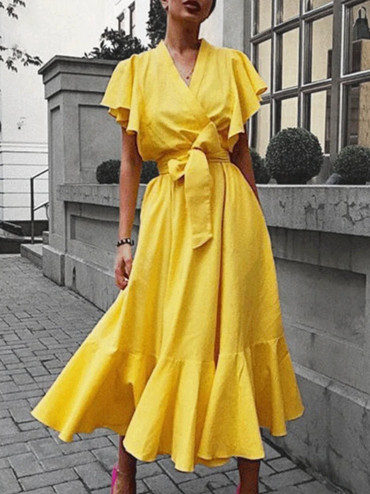 Spring Summer Women's New Vintage Solid Color V-neck Short Sleeves High Waist Tie Mid-length Swing Ruffle Elegant Party Dress 
Spring Summer Women's New Vintage Solid Color V-neck Short Sleeves High Waist Tie Mid-length Swing Ruffle Elegant Party Dress