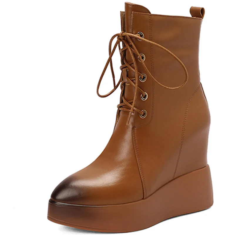 2024 New Retro Genuine Leather Boots Woman Height Increasing Winter Ankle Boots Zipper Ladies Dress Shoes
2024 New Retro Genuine Leather Boots Woman Height Increasing Winter Ankle Boots Zipper Ladies Dress Shoes