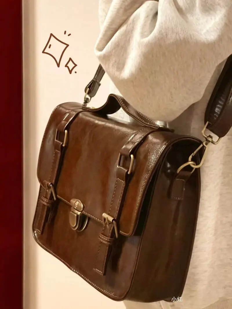 

2023 Vintage Hasp Messenger Bag Japanese Jk Uniform Student High School Bag Fashion Office Lady Commuter Briefcase Crossbody Bag