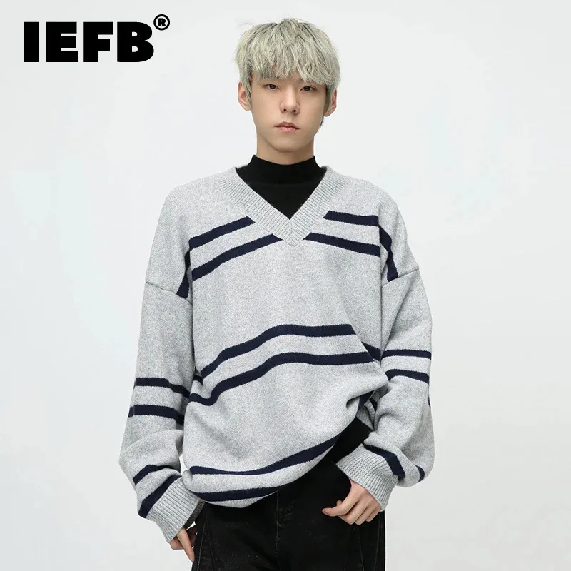 IEFB Trendy Men's Stripe Sweater New Fashion V-neck Simple Knitted Sweater 2023 Autumn Loose Pullover Top Casual Knits 9C3624
IEFB Trendy Men's Stripe Sweater New Fashion V-neck Simple Knitted Sweater 2023 Autumn Loose Pullover Top Casual Knits 9C3624