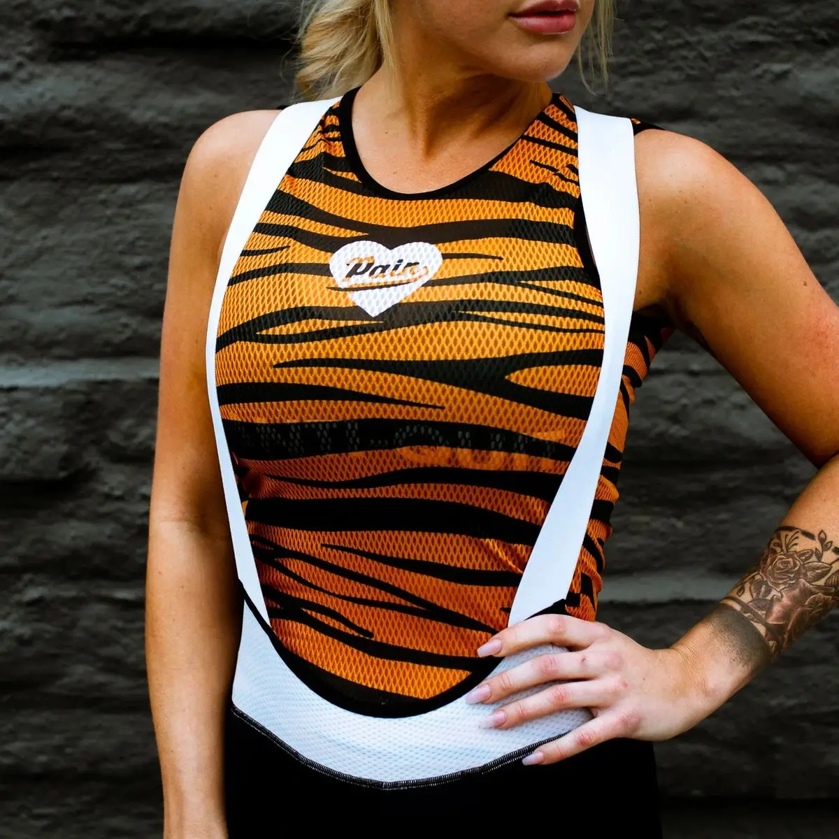 Love The Pain Sleeveless Cycling Base Layer Women 2022 High Quality Polyester Breathable Lightweight Road Bike Underwear
Love The Pain Sleeveless Cycling Base Layer Women 2022 High Quality Polyester Breathable Lightweight Road Bike Underwear