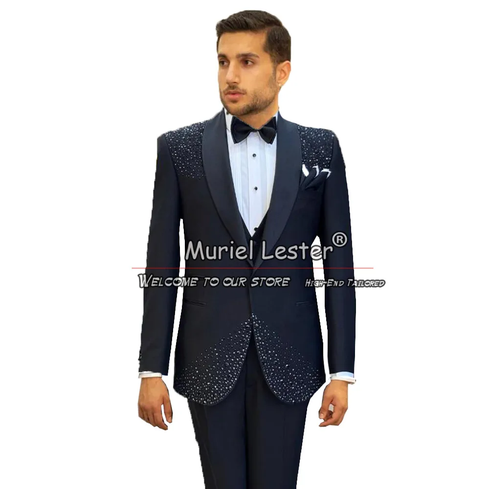 

Luxury Black Wedding Suits For Men Slim Fit Crystals Beading Stone Jacket Vest Pants 3 Pieces Groom Tuxedos Male Fashion Clothes