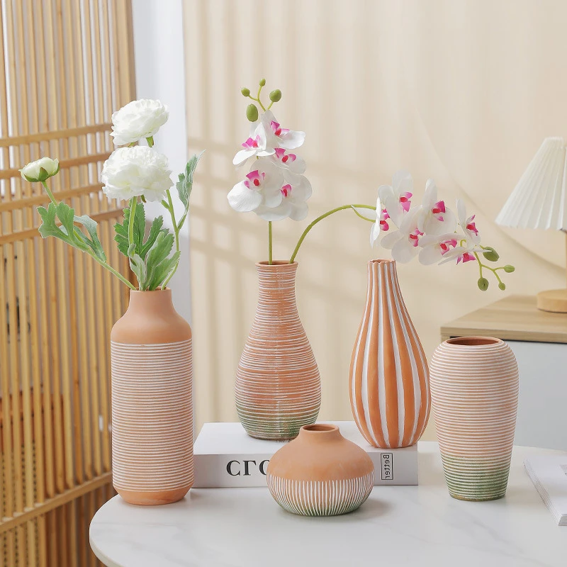 Nordic Red Clay Striped Ceramic Vase, Dried Flower Vases for Homes, Creative Interior Table, Office Decor, Floral Home Decor
Nordic Red Clay Striped Ceramic Vase, Dried Flower Vases for Homes, Creative Interior Table, Office Decor, Floral Home Decor