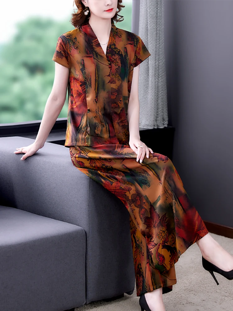 Women Summer Korean Fashion Silk Floral Bodycon Casual Two Piece Sets 2024 New Short Sleeve Blouses+Wide Leg Pant Two Piece Sets
Women Summer Korean Fashion Silk Floral Bodycon Casual Two Piece Sets 2024 New Short Sleeve Blouses+Wide Leg Pant Two Piece Sets