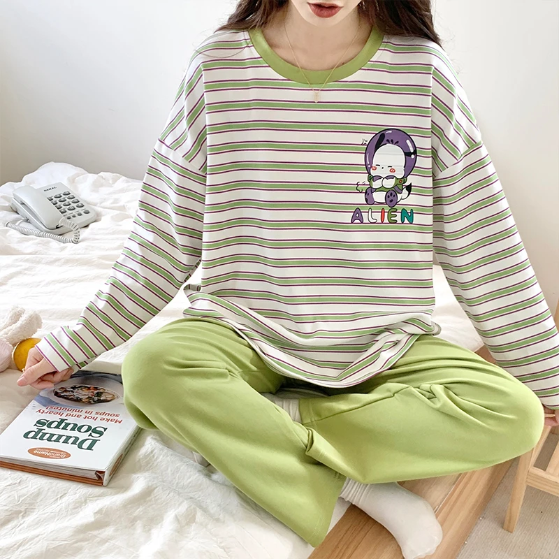 Pajamas For Autumn Winter Cute Cartoon Green Striped Women's Sleepwear Long-sleeved Cotton Two-piece Home Suits Big Size Pyjamas
Pajamas For Autumn Winter Cute Cartoon Green Striped Women's Sleepwear Long-sleeved Cotton Two-piece Home Suits Big Size Pyjamas