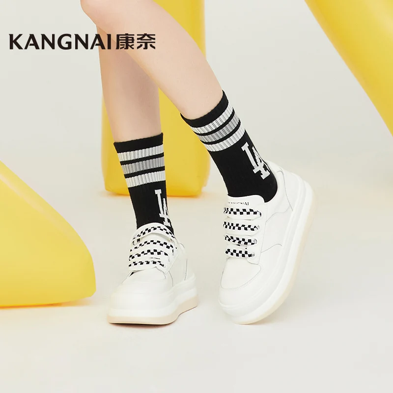 Kangnai Sneakers Women Split Leather Lace-Up White Casual Flat Platform Sports Shoes Tennis Comfortable Female Shoes
Kangnai Sneakers Women Split Leather Lace-Up White Casual Flat Platform Sports Shoes Tennis Comfortable Female Shoes