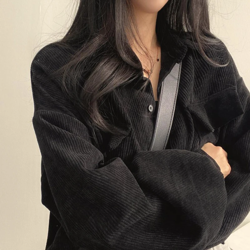 Women's Jacket Black Chic Coats Harajuku Fashion New Cardigan Female Tops Retro Clothes Button Corduroy Vintage Oversized Crop
Women's Jacket Black Chic Coats Harajuku Fashion New Cardigan Female Tops Retro Clothes Button Corduroy Vintage Oversized Crop