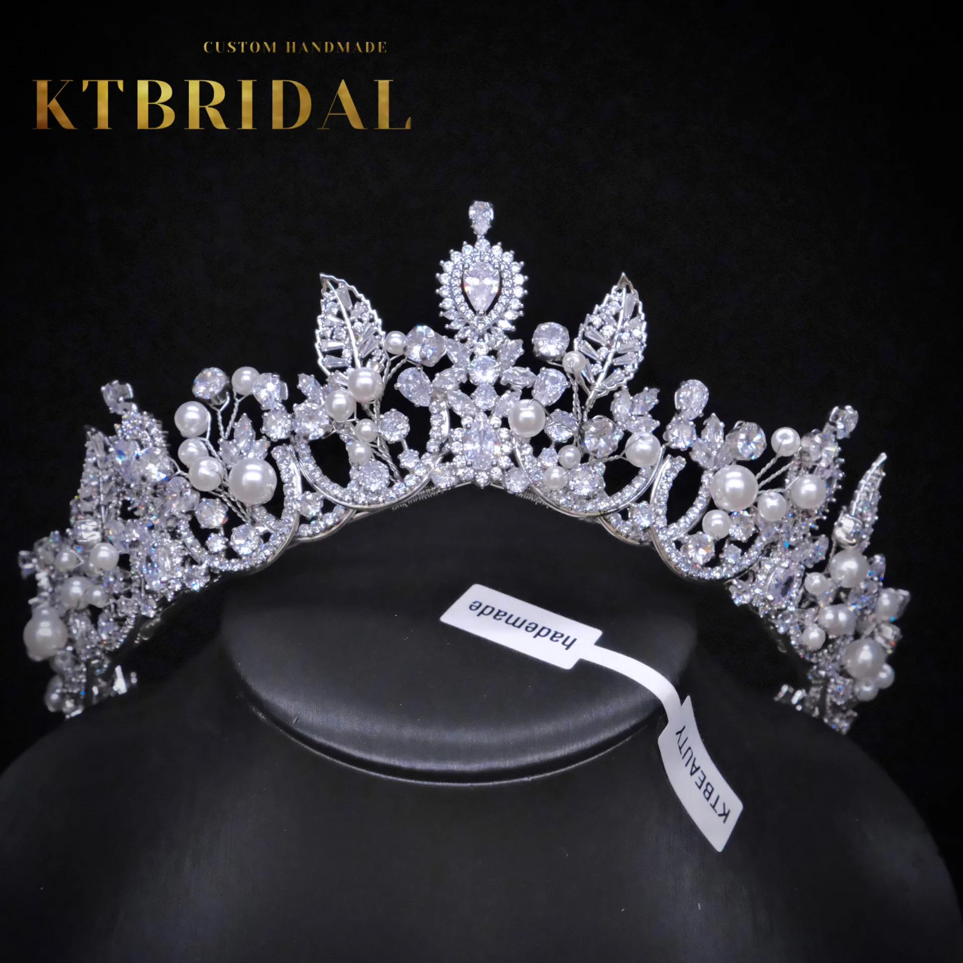 New KTBRIDAL Tiara Crown Handmade Bridal Headpieces Zirconia Leavesl Fashion Jewelry Women Gift Wedding Accessiories
New KTBRIDAL Tiara Crown Handmade Bridal Headpieces Zirconia Leavesl Fashion Jewelry Women Gift Wedding Accessiories