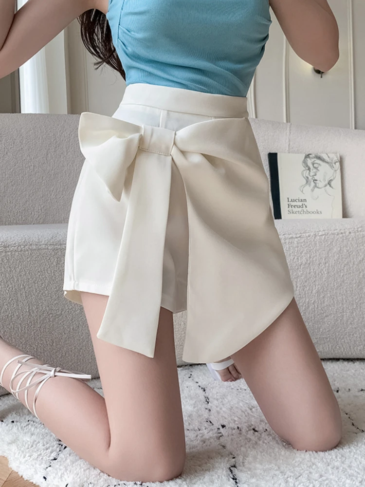 Fitaylor New Summer Women Fashion Slim Bow Shorts Skirts Lady Sweet High Waist A-line Solid Color Wide Leg Shorts
Fitaylor New Summer Women Fashion Slim Bow Shorts Skirts Lady Sweet High Waist A-line Solid Color Wide Leg Shorts