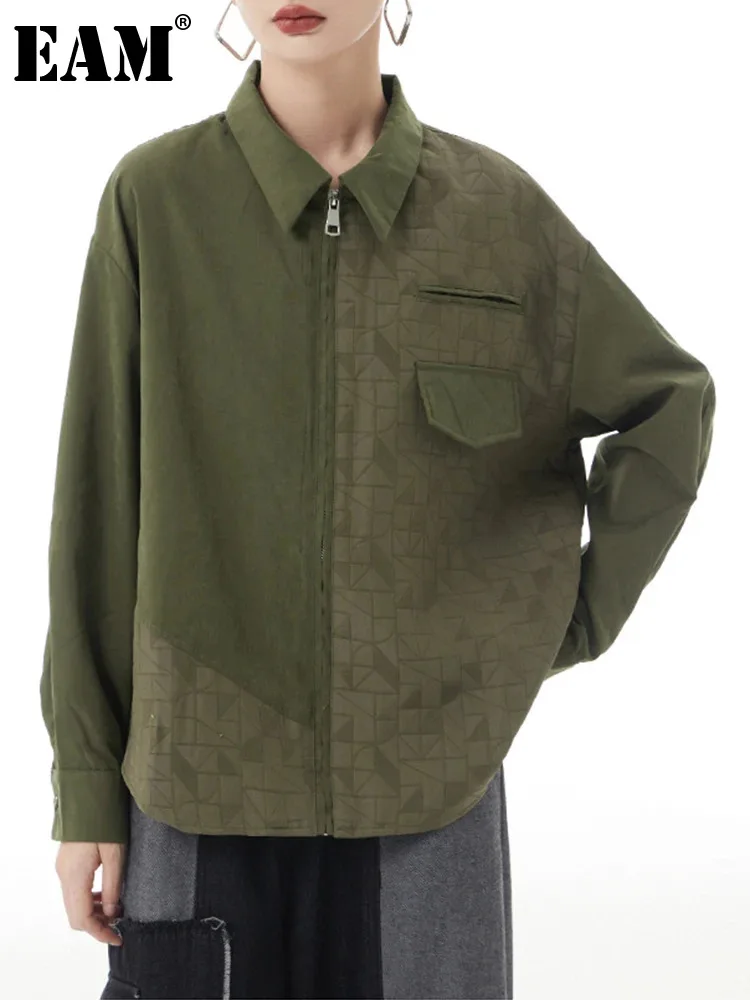 

[EAM] Women Army Green Big Size Irreglar Blouse New Lapel Long Sleeve Loose Fit Shirt Fashion Tide Spring Autumn 2024 1DH2228