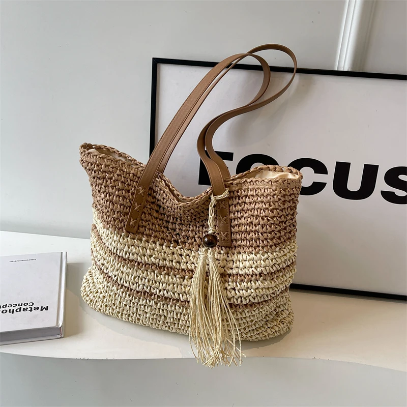 Large Capacity Straw Woven Women's Handbag With Fringe Embellished Underarm Shoulder Bag Simple Retro Beach Travel Shopping Bag
Large Capacity Straw Woven Women's Handbag With Fringe Embellished Underarm Shoulder Bag Simple Retro Beach Travel Shopping Bag