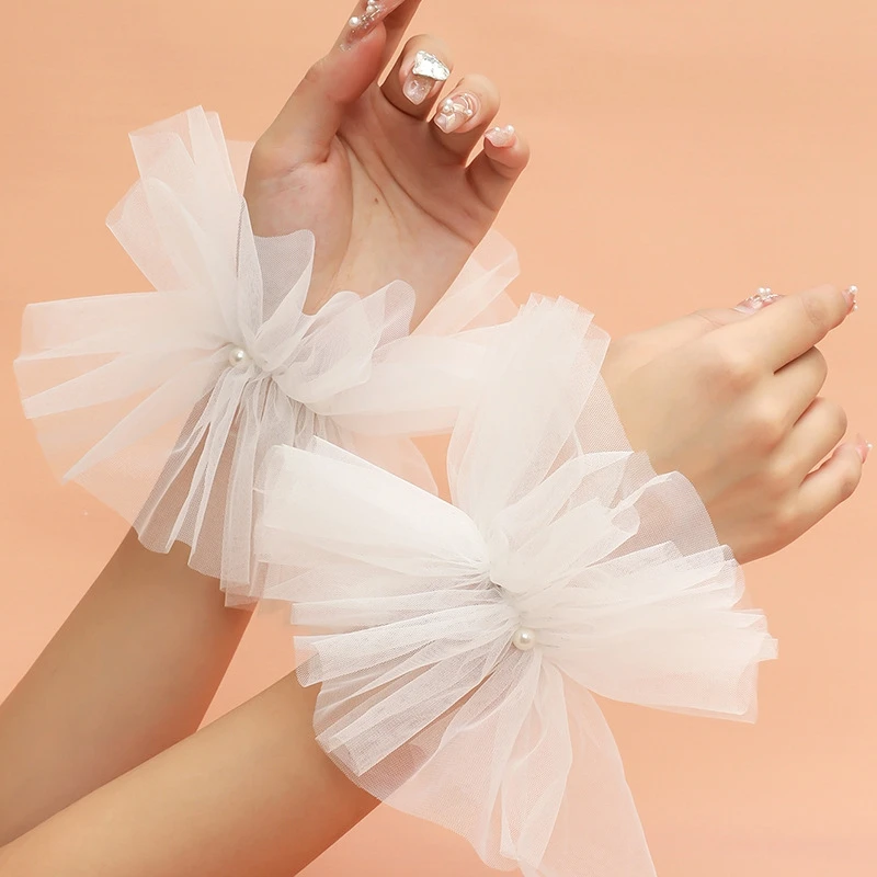 Pleated Flare Sleeve False Cuffs for photo nails in hand Decorative Wrist Clothing Supplies nail art salon photo props
Pleated Flare Sleeve False Cuffs for photo nails in hand Decorative Wrist Clothing Supplies nail art salon photo props