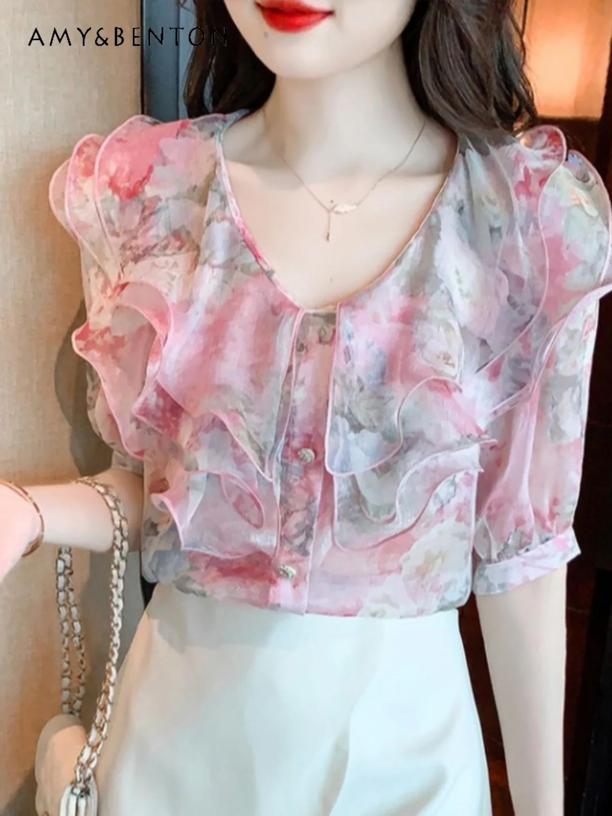 

Милая шифоновая рубашка в пригородном стиле с оборками и короткими рукавами, женская элегантная свободная облегающая блузка во французском стиле с цветочным принтом, Новинка лета 2024
