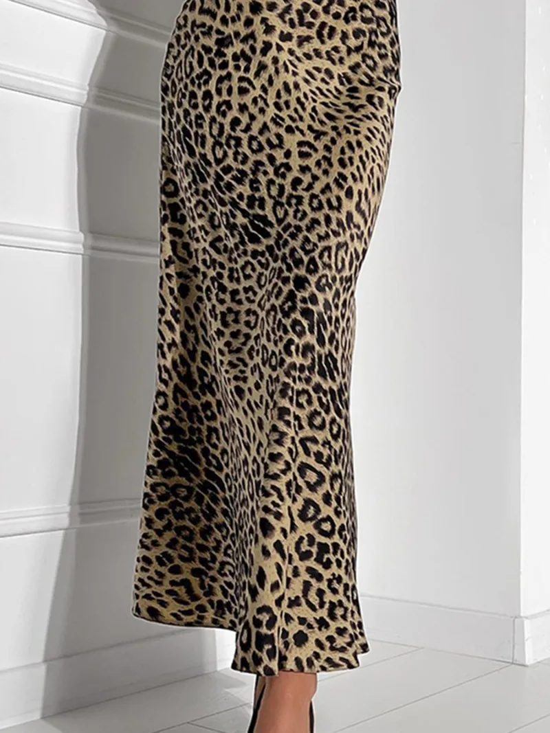 Skinny leopard print Skirts for summer women's dress 2024 New Fashion Sexy high waisted A-line Maxi fishtail skirt for Ladies
Skinny leopard print Skirts for summer women's dress 2024 New Fashion Sexy high waisted A-line Maxi fishtail skirt for Ladies