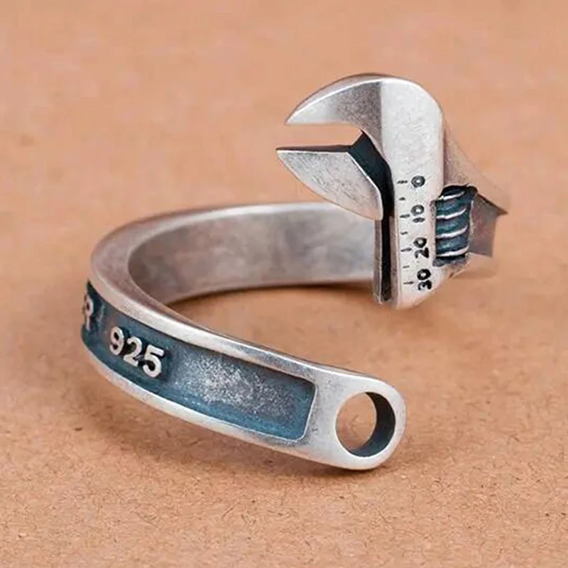 Fashion Ring Retro Wrench Opening Adjustable Size Metal Ring Men's Hip Hop Rock Party Jewelry Gift 
Fashion Ring Retro Wrench Opening Adjustable Size Metal Ring Men's Hip Hop Rock Party Jewelry Gift