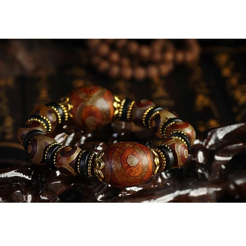 Original Tibet Three-Eye Old Bracelet Natural Chalcedony Agate Ethnic Style Genuine Sky Eye
Original Tibet Three-Eye Old Bracelet Natural Chalcedony Agate Ethnic Style Genuine Sky Eye