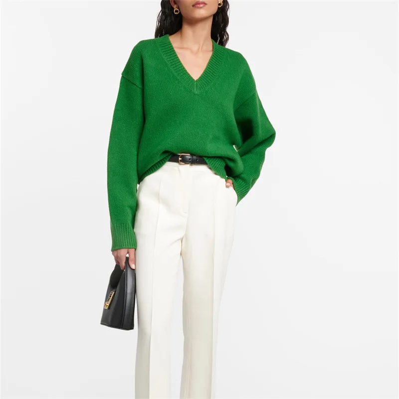 Wool Knit Sweater Women 2024 Early Spring New Fashion Casual Office Lady V-neck Solid Color Sweater Tops Womenswear
Wool Knit Sweater Women 2024 Early Spring New Fashion Casual Office Lady V-neck Solid Color Sweater Tops Womenswear