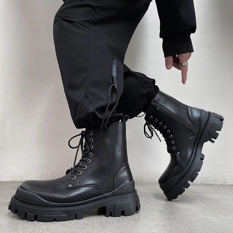 Large Size 35-44 Luxury Brand Men Women Boots Combat Army Boots Couples Womens Motorcycle Ankle Boots Platform Designer Botas
Large Size 35-44 Luxury Brand Men Women Boots Combat Army Boots Couples Womens Motorcycle Ankle Boots Platform Designer Botas