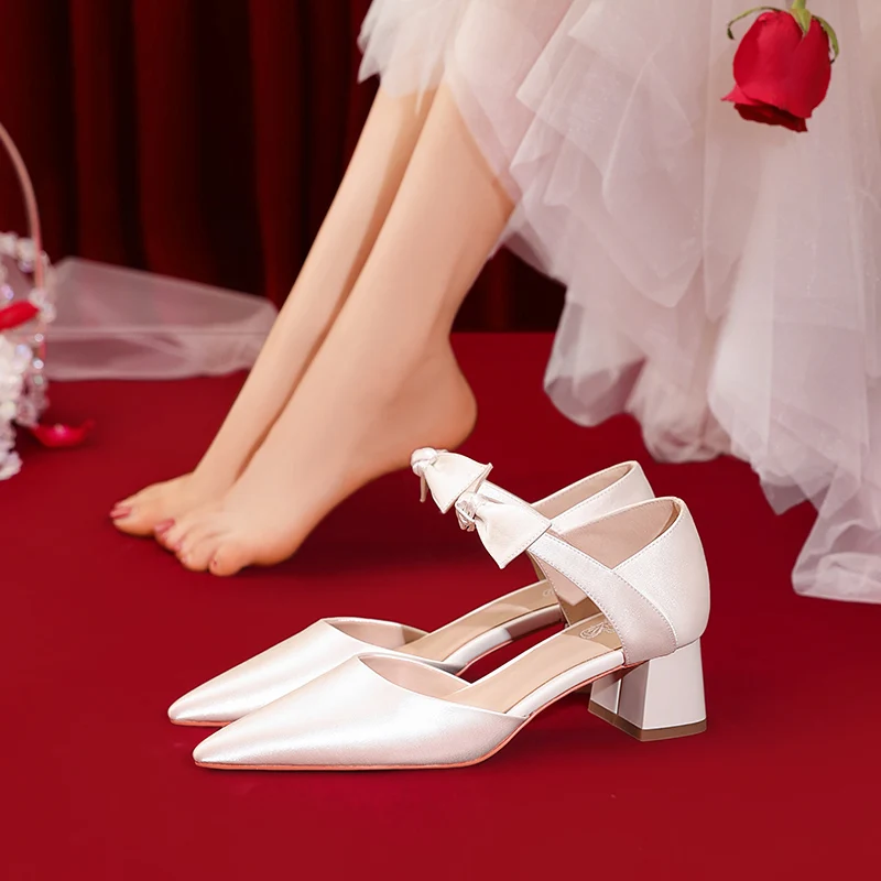 

Туфли-лодочки свадебные атласные, удобные босоножки для невесты, ремешок на щиколотке, квадратный каблук, белый цвет, лето