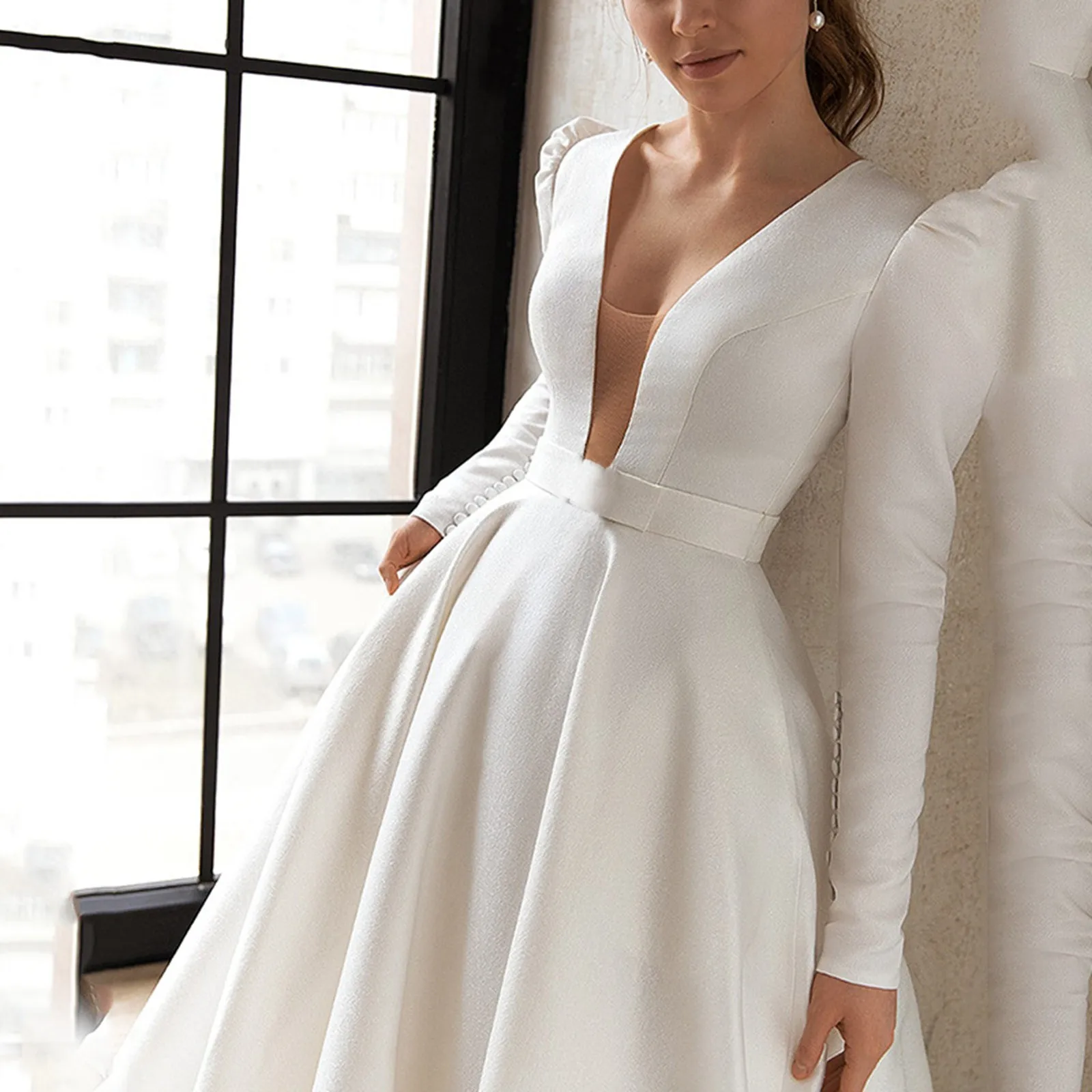 Evening Prom Dress 2023 A-Line Wedding Dresses V-Neck Long Sleeve Dress Boho Beach Backless Princess Wedding Gowns Plus Size
Evening Prom Dress 2023 A-Line Wedding Dresses V-Neck Long Sleeve Dress Boho Beach Backless Princess Wedding Gowns Plus Size