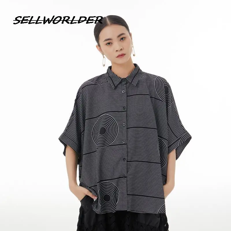2023 New Causul Women's Bat sleeved chiffon striped black Shirt Loose fitting Women's Top
2023 New Causul Women's Bat sleeved chiffon striped black Shirt Loose fitting Women's Top