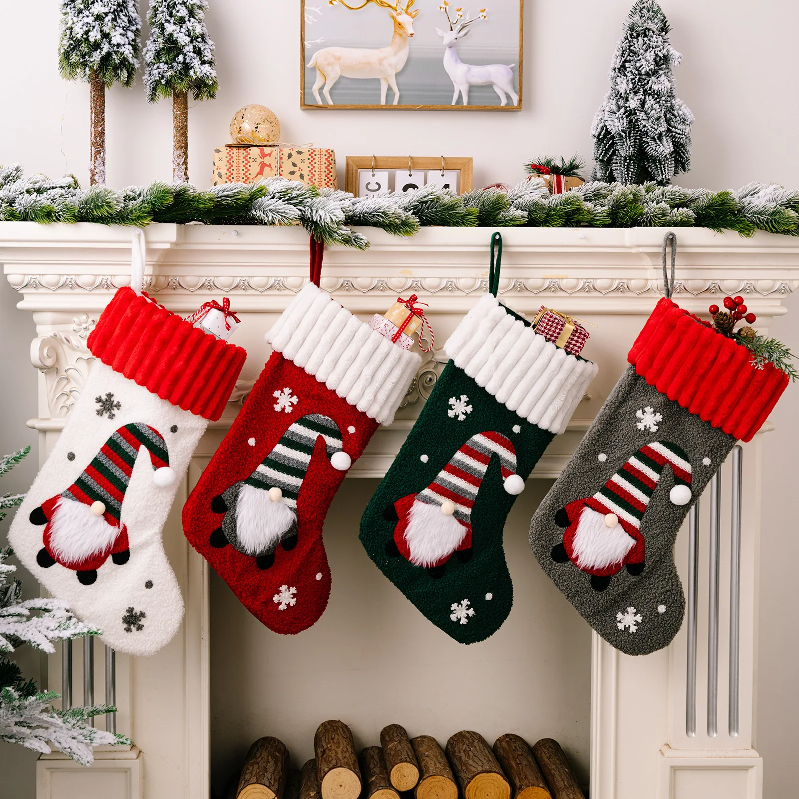Christmas Decoration Supplies Rudolph Faceless Doll Gift Bag, Big Cartoon Socks Christmas Decoration
Christmas Decoration Supplies Rudolph Faceless Doll Gift Bag, Big Cartoon Socks Christmas Decoration