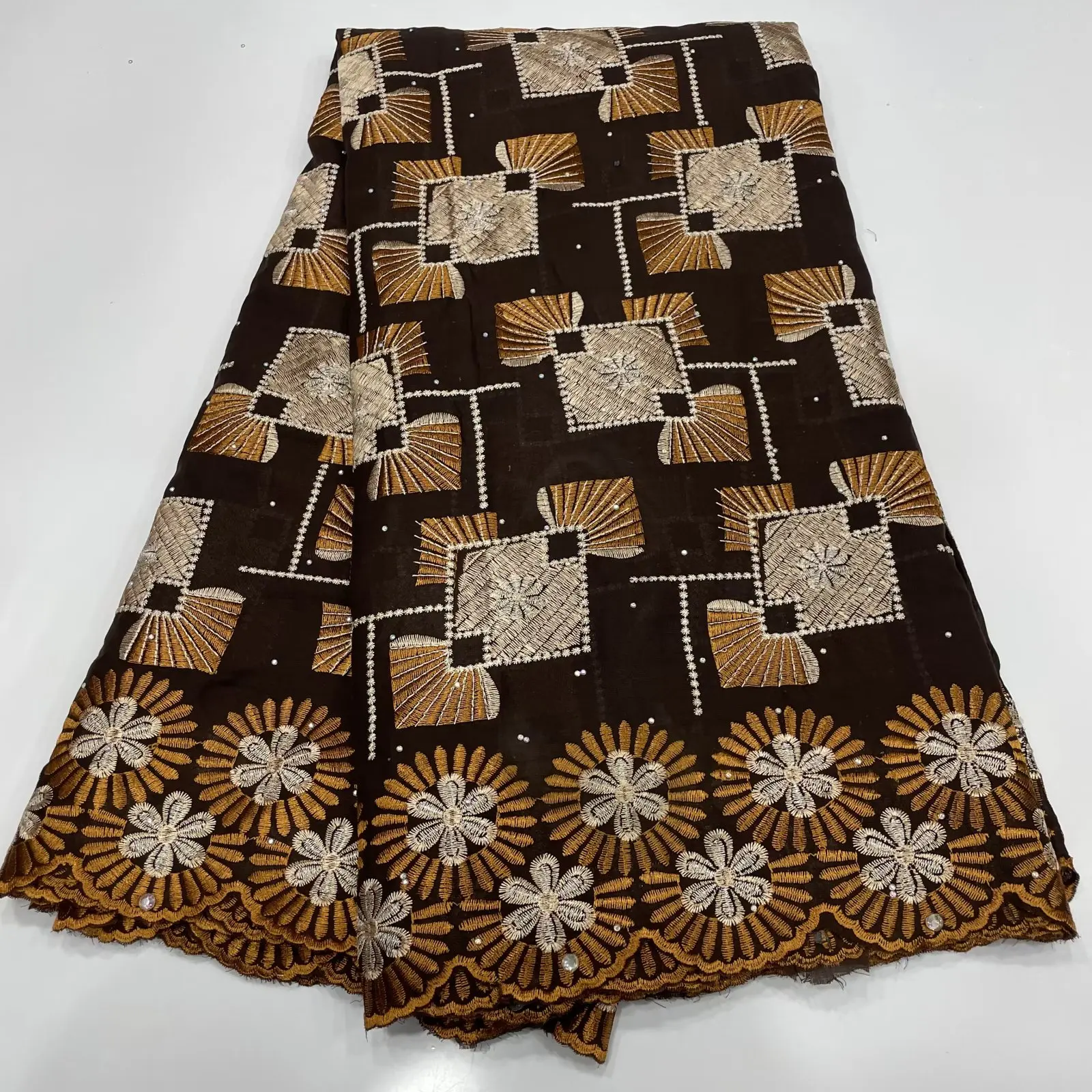 Swiss Voile Lace In Switzerland African Lace Embroidered Fabric With Stones For Nigerian Dress Party Sew
Swiss Voile Lace In Switzerland African Lace Embroidered Fabric With Stones For Nigerian Dress Party Sew