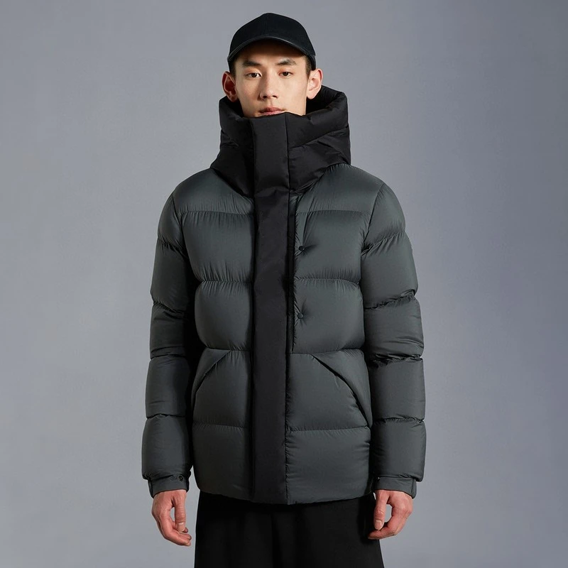 Black Warrior Men's Winter Down Jacket Letter Embroidery Solid Color Fluffy White Goose Down Fallow Coat Send Dust-Proof Bag
Black Warrior Men's Winter Down Jacket Letter Embroidery Solid Color Fluffy White Goose Down Fallow Coat Send Dust-Proof Bag