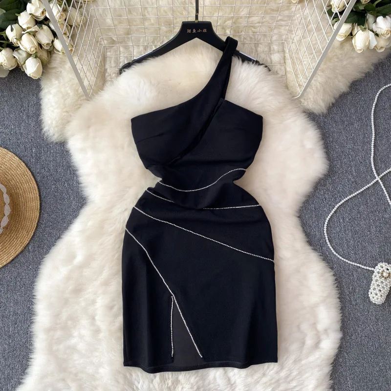 Новинка лета 2024, облегающее платье с косым плечом и запахом на груди, соблазнительное женское облегающее платье с юбкой и бусинами
Новинка лета 2024, облегающее платье с косым плечом и запахом на груди, соблазнительное женское облегающее платье с юбкой и бусинами