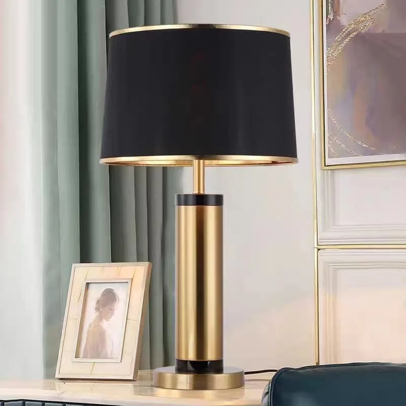 Modern Copper Table Lamp Minimalist Beside Lamp for Bedroom Living Room Foyer Decor Study Desk Light Fabric Lampshade E27 Lights
Modern Copper Table Lamp Minimalist Beside Lamp for Bedroom Living Room Foyer Decor Study Desk Light Fabric Lampshade E27 Lights