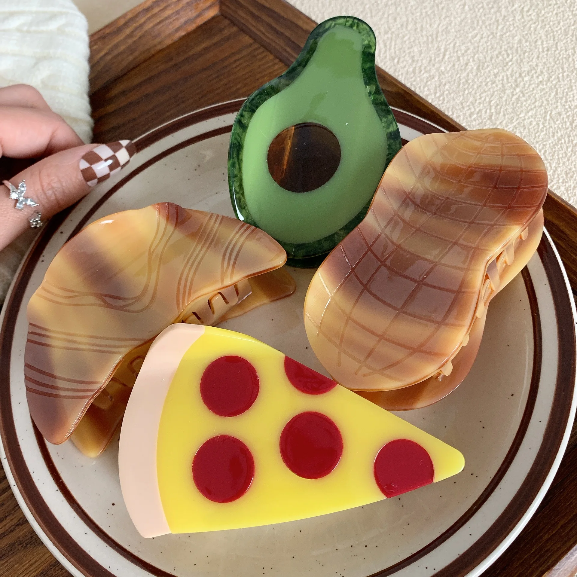 Personality Oversize Acetate Peanut Cheese Avocado Crab Hair Claw Clip For Women INS New Fruit Geometric Hair Accessories Tool
Personality Oversize Acetate Peanut Cheese Avocado Crab Hair Claw Clip For Women INS New Fruit Geometric Hair Accessories Tool