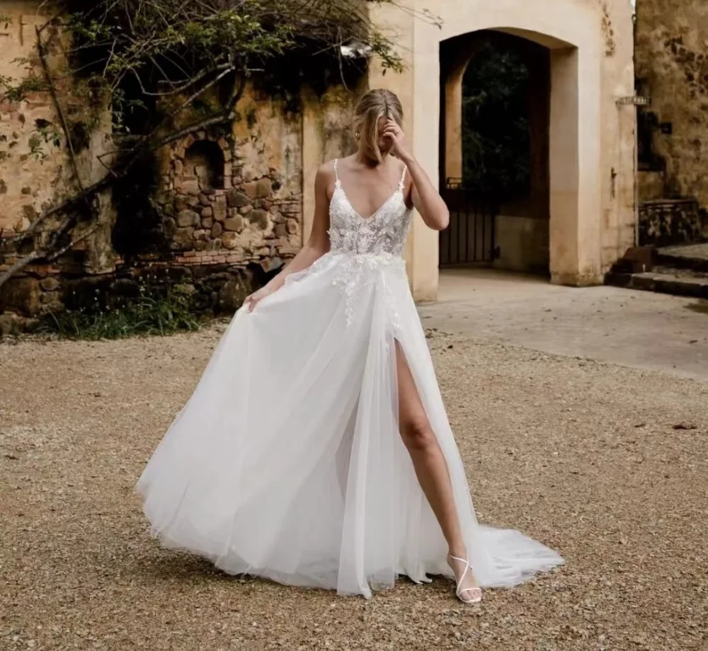 Spaghetti Strap Garden Wedding Dress Sleeveless V-Neck Bridal Gown High Slit Lace Backless Robe De Mariée Vestido De Noiva
Spaghetti Strap Garden Wedding Dress Sleeveless V-Neck Bridal Gown High Slit Lace Backless Robe De Mariée Vestido De Noiva