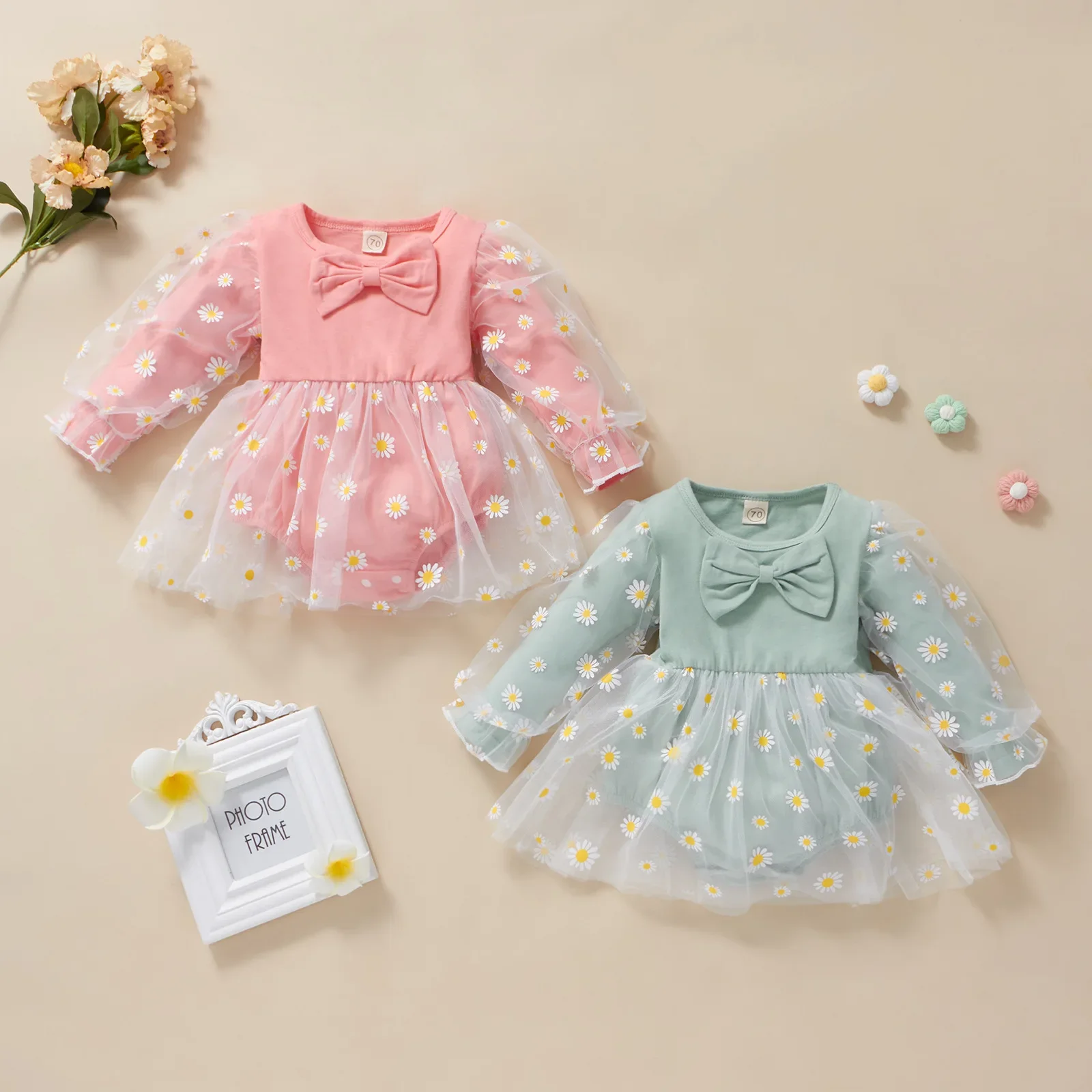 Baby Girls Spring Autumn Princess Dress Elegant Girl Long Sleeve Flower Gauze Puffy Skirt Daisy Bow Cute Birthday Party Kids Set
Baby Girls Spring Autumn Princess Dress Elegant Girl Long Sleeve Flower Gauze Puffy Skirt Daisy Bow Cute Birthday Party Kids Set