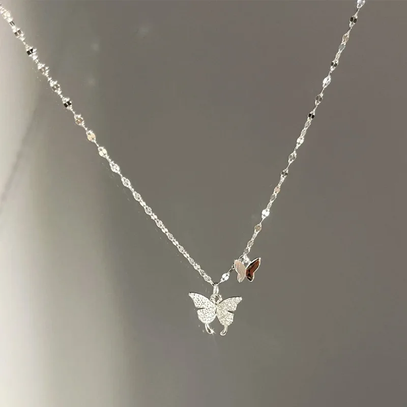 Butterfly foot silver 999 necklace female niche design light luxury zircon collarbone chain ins wind sparkling pendant
Butterfly foot silver 999 necklace female niche design light luxury zircon collarbone chain ins wind sparkling pendant