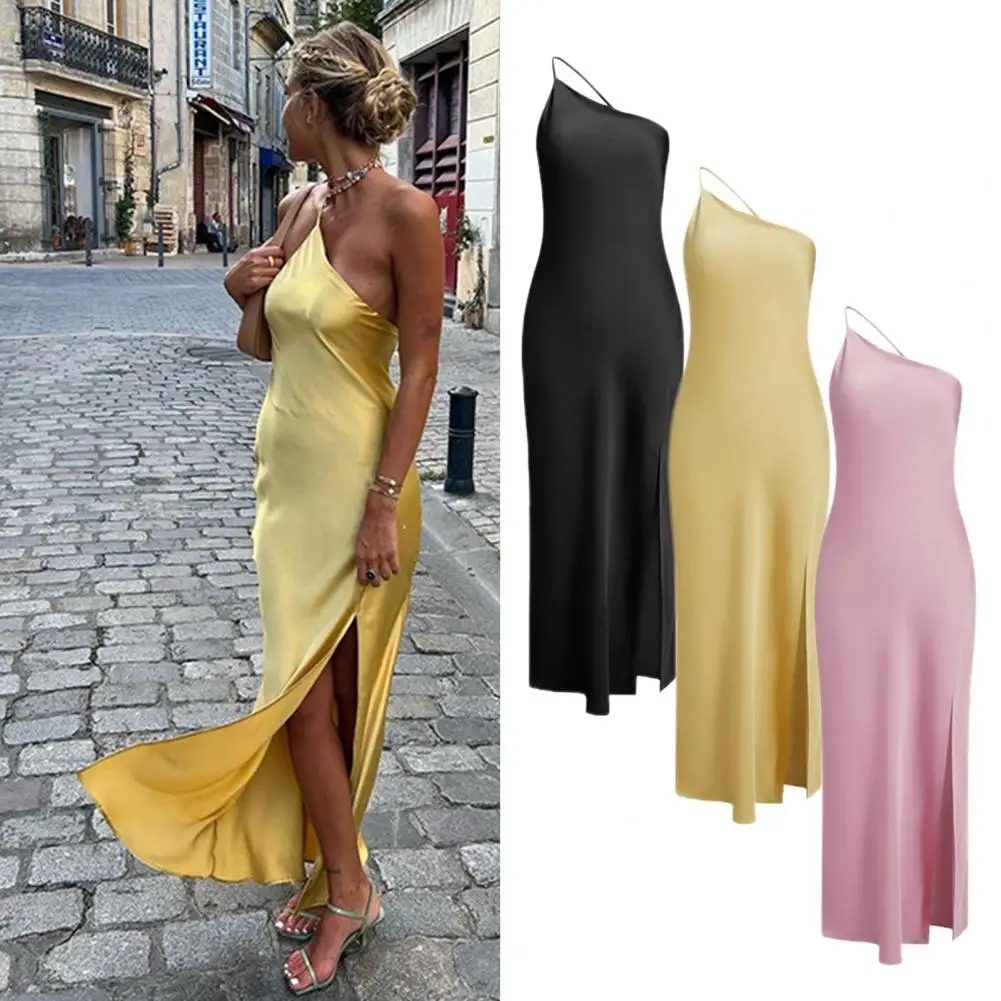 Open Back Design Long Dress Elegant Women's Party Dress with Sloping Collar Open Back Design Side Slit Detail for Special
Open Back Design Long Dress Elegant Women's Party Dress with Sloping Collar Open Back Design Side Slit Detail for Special