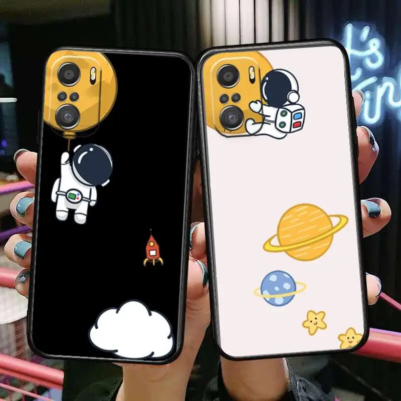 Cute Astronaut Planet Pattern Phone Case For xiaomi redmi 11 Lite pro Ultra 10 9 8 MIX 4 FOLD 10T Black Cover Silicone Back Pret
Cute Astronaut Planet Pattern Phone Case For xiaomi redmi 11 Lite pro Ultra 10 9 8 MIX 4 FOLD 10T Black Cover Silicone Back Pret