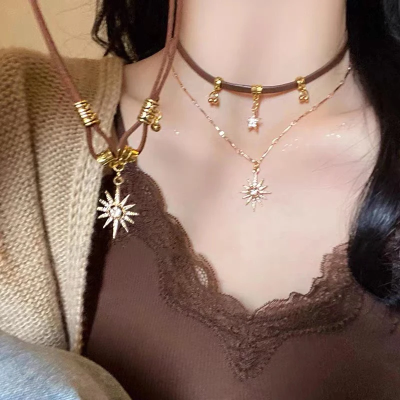 

Fashion Women Vintage Leather Choker Necklace Double Layered Star Pendant Jewelry Adjustable Chain