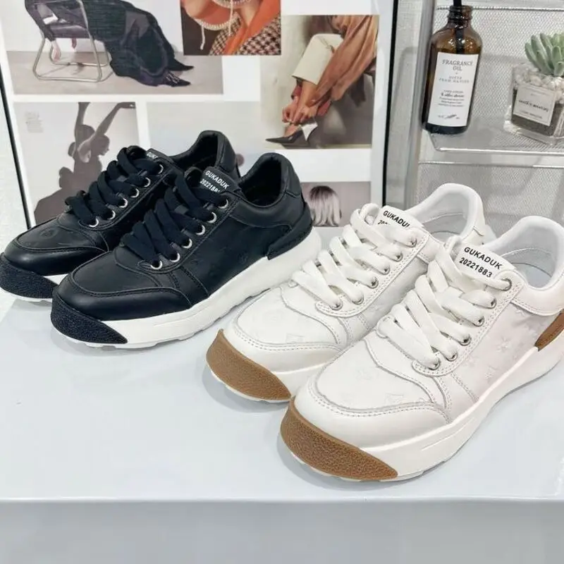 Small White For Women With SoleS Increased HeigHt, Trendy Versatile, Fashionable BreathaBle SportS And Leisure hiking
Small White For Women With SoleS Increased HeigHt, Trendy Versatile, Fashionable BreathaBle SportS And Leisure hiking