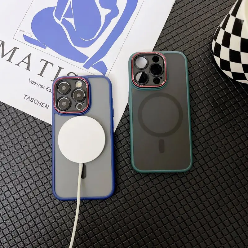 Suitable for iPhone 13 12 11 14 Pro Max X XS Max XR 15 7 8 Plus matte silicone magnetic phone case
Suitable for iPhone 13 12 11 14 Pro Max X XS Max XR 15 7 8 Plus matte silicone magnetic phone case