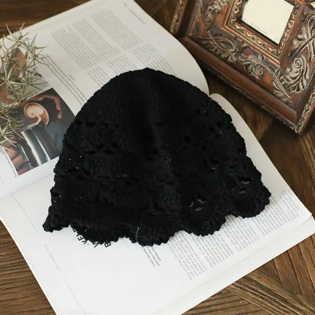 Elegant Lace Crochet Ladies Hat 8 S6b65d9a5dd844f59b8d3b8a19827858cE