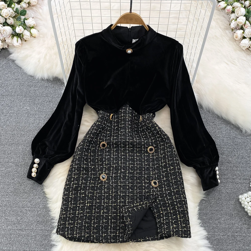 Autumn and Winter Retro Temperament Stand-up Collar Gold Velvet Long-sleeved Collocation Waist Thin Tweed Dress
Autumn and Winter Retro Temperament Stand-up Collar Gold Velvet Long-sleeved Collocation Waist Thin Tweed Dress