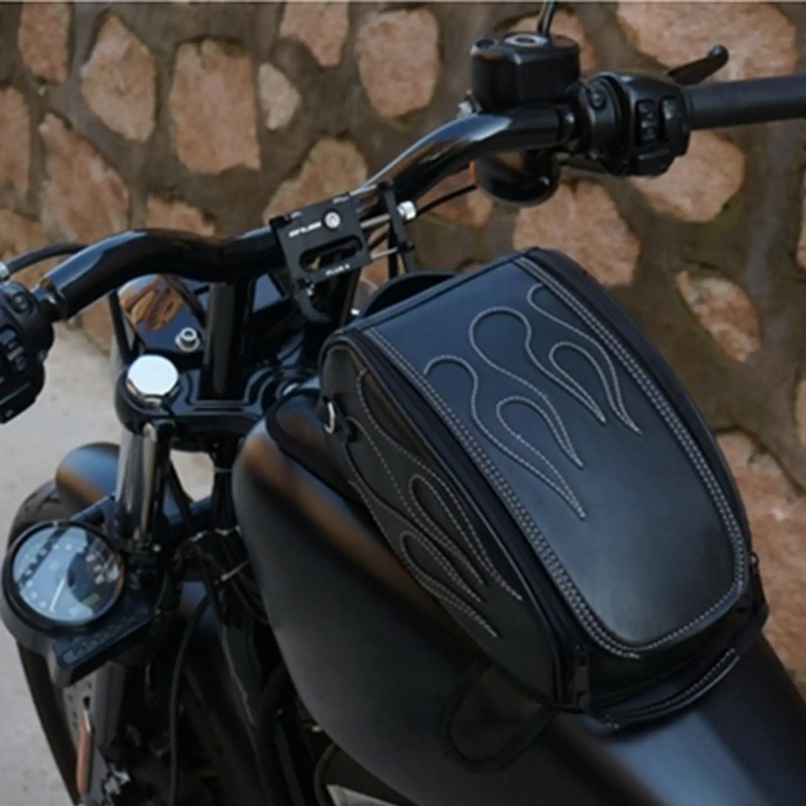 Handmade PU Toolkit Bag Leather Motorcycle Panel Bag Oil Fuel Tank Tool Bag for 8800 Professional Durable
Handmade PU Toolkit Bag Leather Motorcycle Panel Bag Oil Fuel Tank Tool Bag for 8800 Professional Durable