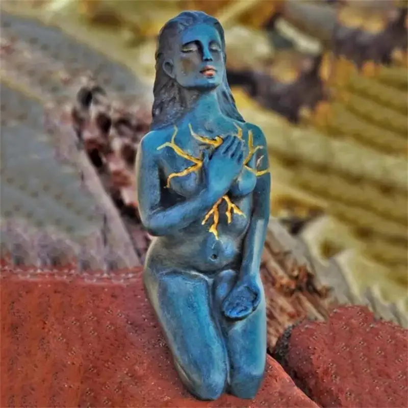Statue Corrosion Preventive Explosion-proof Dampproof Lifelike Home Furnishing Decoration Friend Statue Resin Garden Decoration
Statue Corrosion Preventive Explosion-proof Dampproof Lifelike Home Furnishing Decoration Friend Statue Resin Garden Decoration