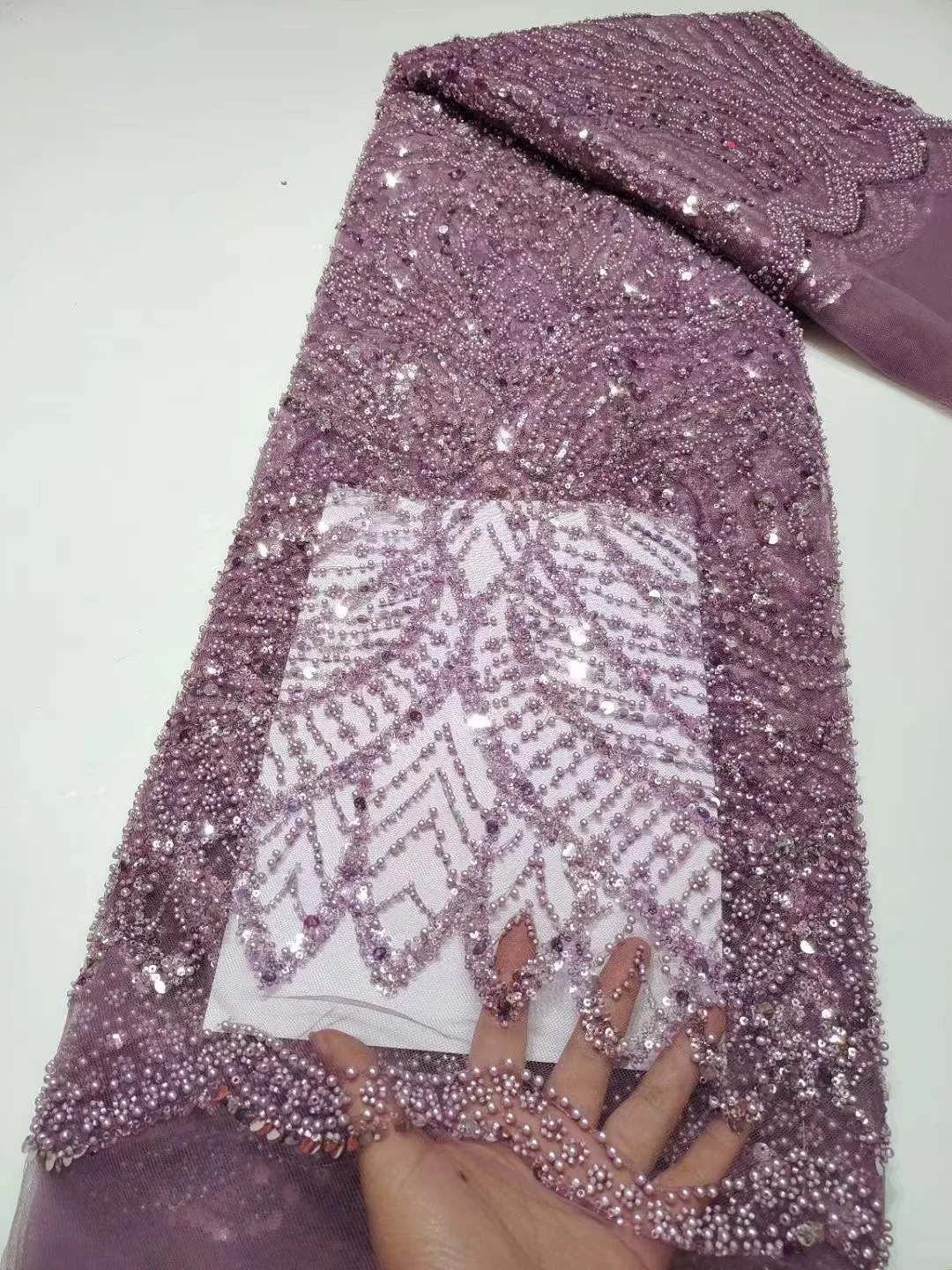 African Groom Sequins Lace Fabric High Quality 2023 Heavy Beads Embroidery French Tulle Lace Nigerian For Wedding Dress Sew
African Groom Sequins Lace Fabric High Quality 2023 Heavy Beads Embroidery French Tulle Lace Nigerian For Wedding Dress Sew