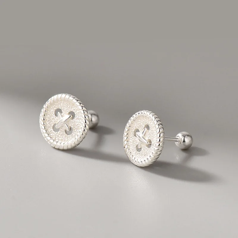 S999 Silver Twist Buckle Ear Bone Stud Ear Piercing Simple Fashion Niche Design Sense Of Personality Creative Boutique Jewelry
S999 Silver Twist Buckle Ear Bone Stud Ear Piercing Simple Fashion Niche Design Sense Of Personality Creative Boutique Jewelry