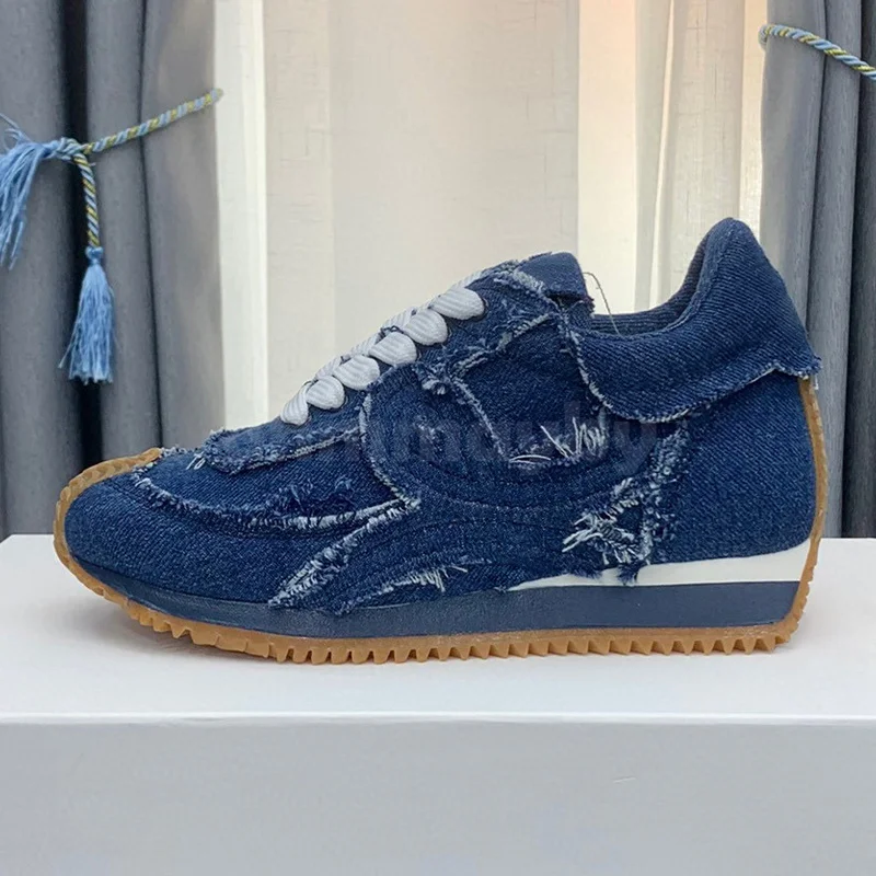 Women Lace Up Flat Shoes Autumn Winter 2023 New Cross Tied Design Mixed Colors Unisex Leisure Shoes Sports Retro Loafers 35-45
Women Lace Up Flat Shoes Autumn Winter 2023 New Cross Tied Design Mixed Colors Unisex Leisure Shoes Sports Retro Loafers 35-45